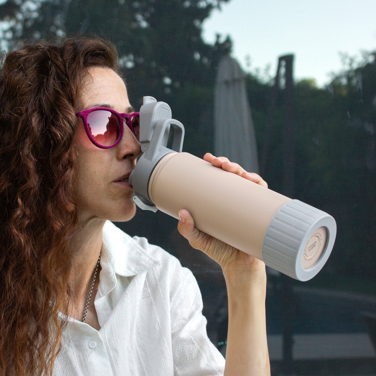 alt_-promocional_botella_acero_inxidable_K113_beige_contexto.jpg