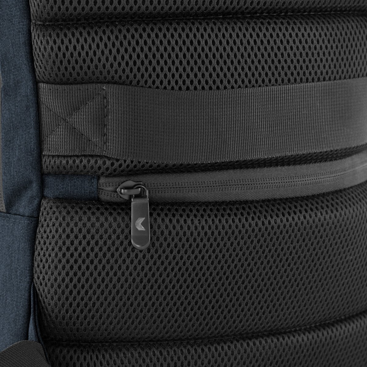 alt_-promocional_publicitario_mochila_nomawalk_Force_K21_azul_detalle_1-1.jpg