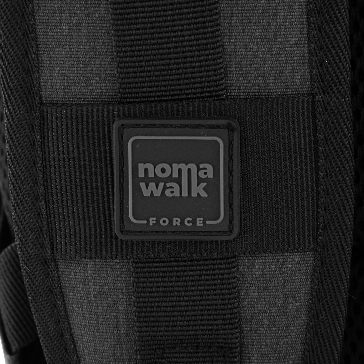 alt_-promocional_publicitario_mochila_nomawalk_Force_K21_gris_detalle_4-1.jpg