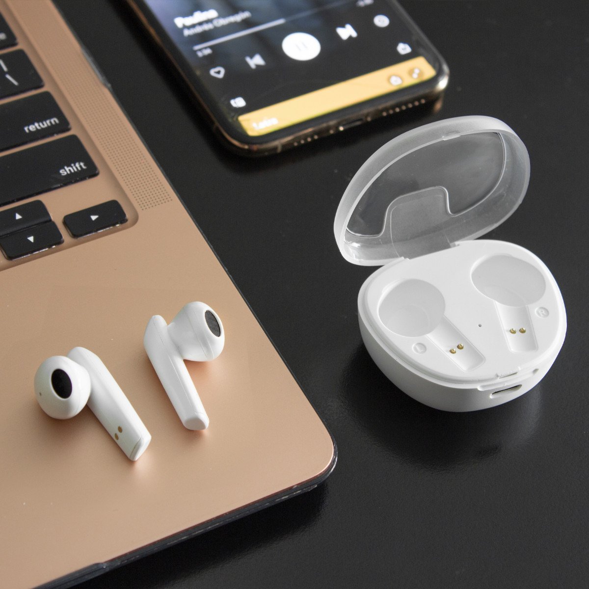 alt_promocional_publicitario_auriculares_Bluetooth_EC756_contexto_1.jpg