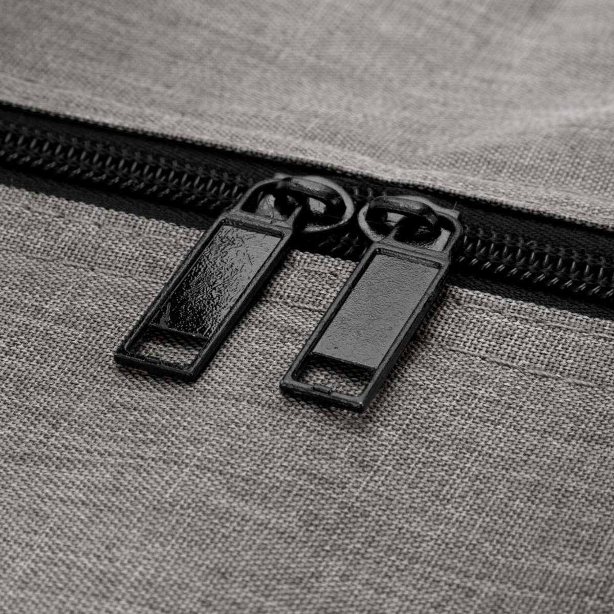 alt_promocional_publicitario_bolso_termico_T756_gris_detalle-tiradores.jpg