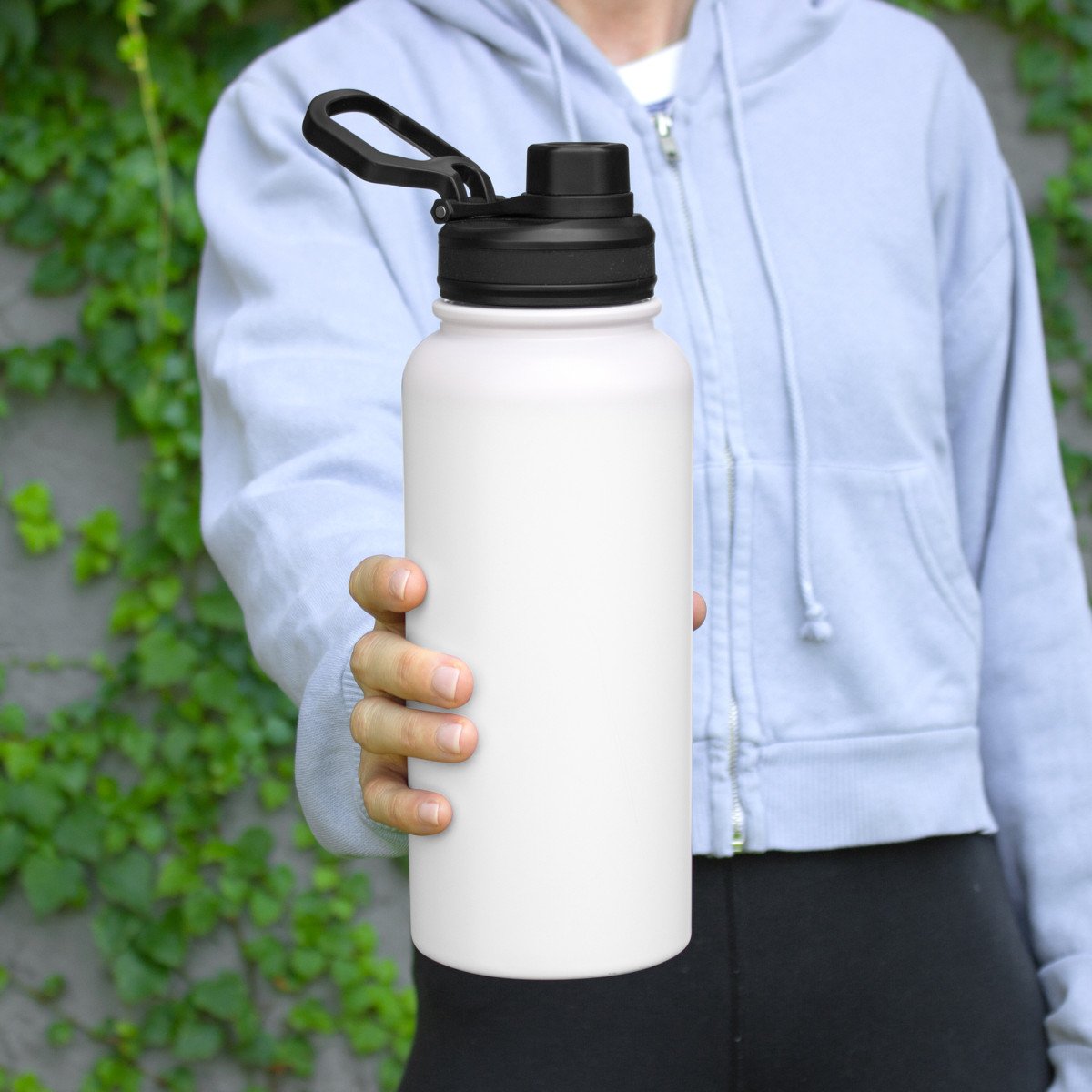 alt_promocional_publicitario_botella_nomawalk_K110_contexto_blanco_1.jpg