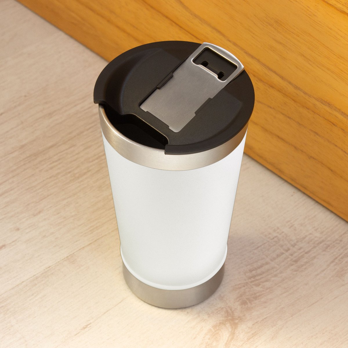 alt_promocional_publicitario_vaso_acero_inoxidable_T657_contexto-blanco.jpg