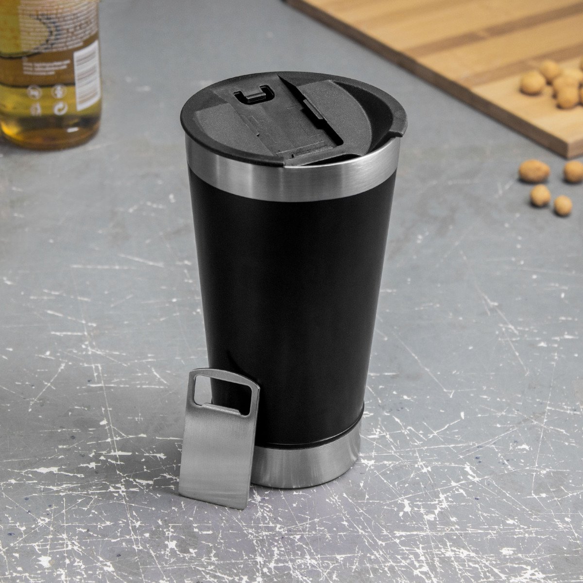 alt_promocional_publicitario_vaso_acero_inoxidable_T657_contexto1-negro.jpg