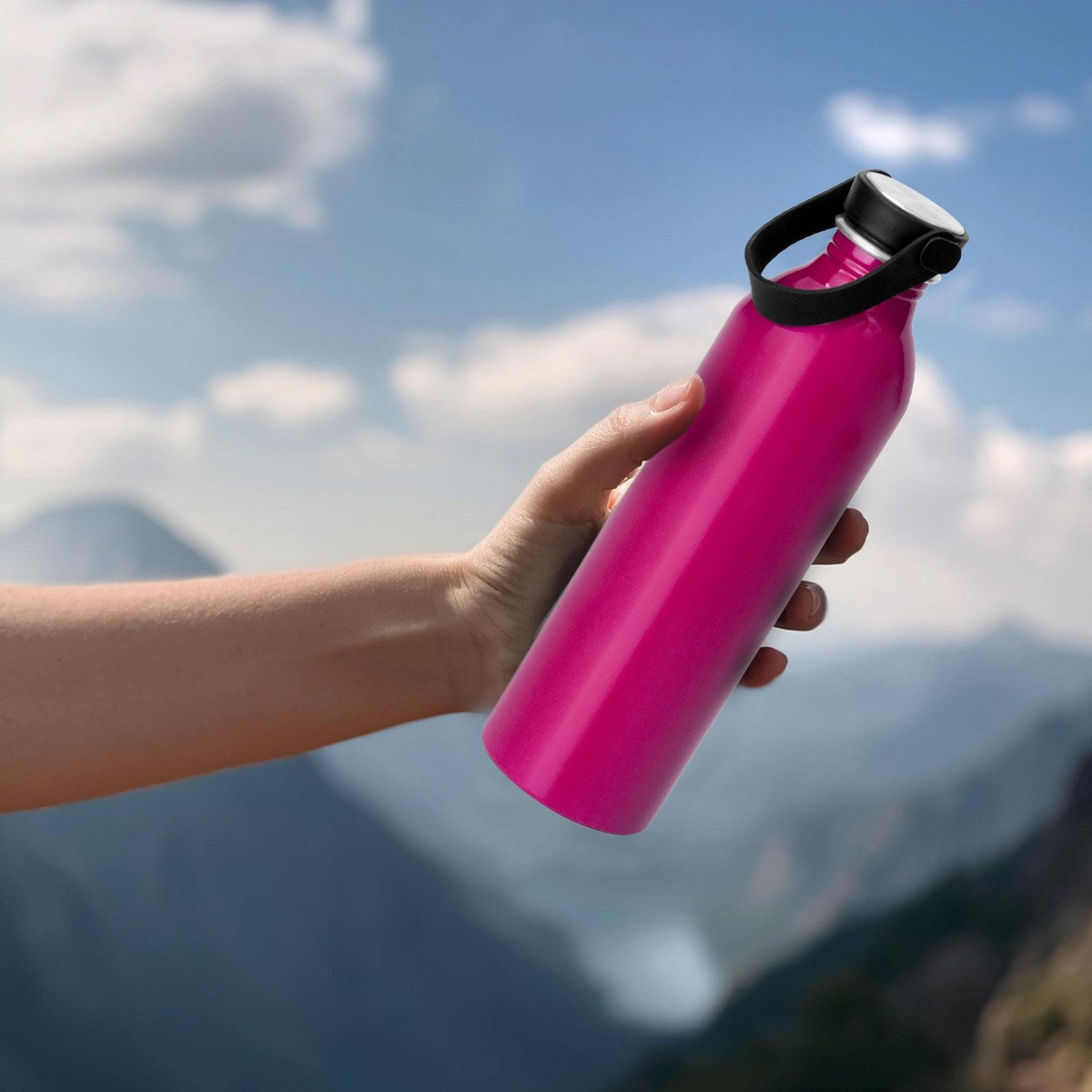 alt_promocional_publicitario_botella_aluminio_rosa_T704_contexto-2.jpg