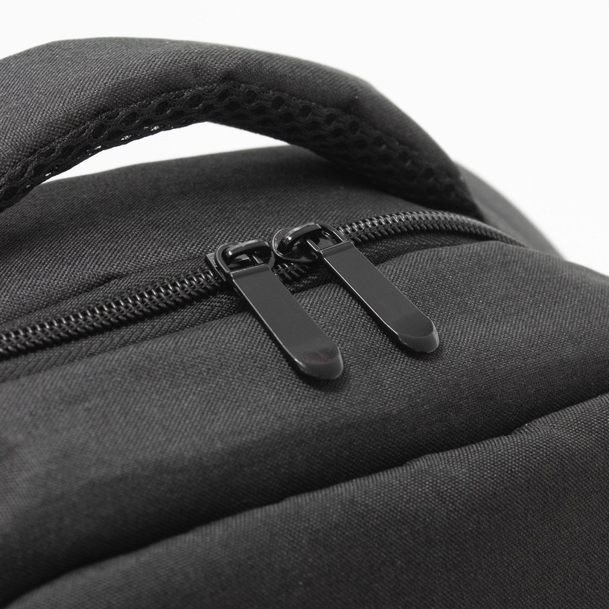 alt_promocional_publicitario_mochila_C561_7-1.jpg