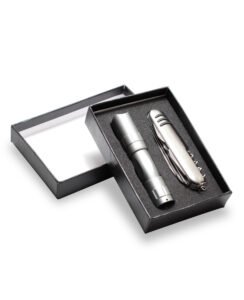 SET LINTERNA Y NAVAJA