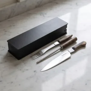 Juego De Cubiertos Premium Con Aplique G 3 Piezas En Box De Madera